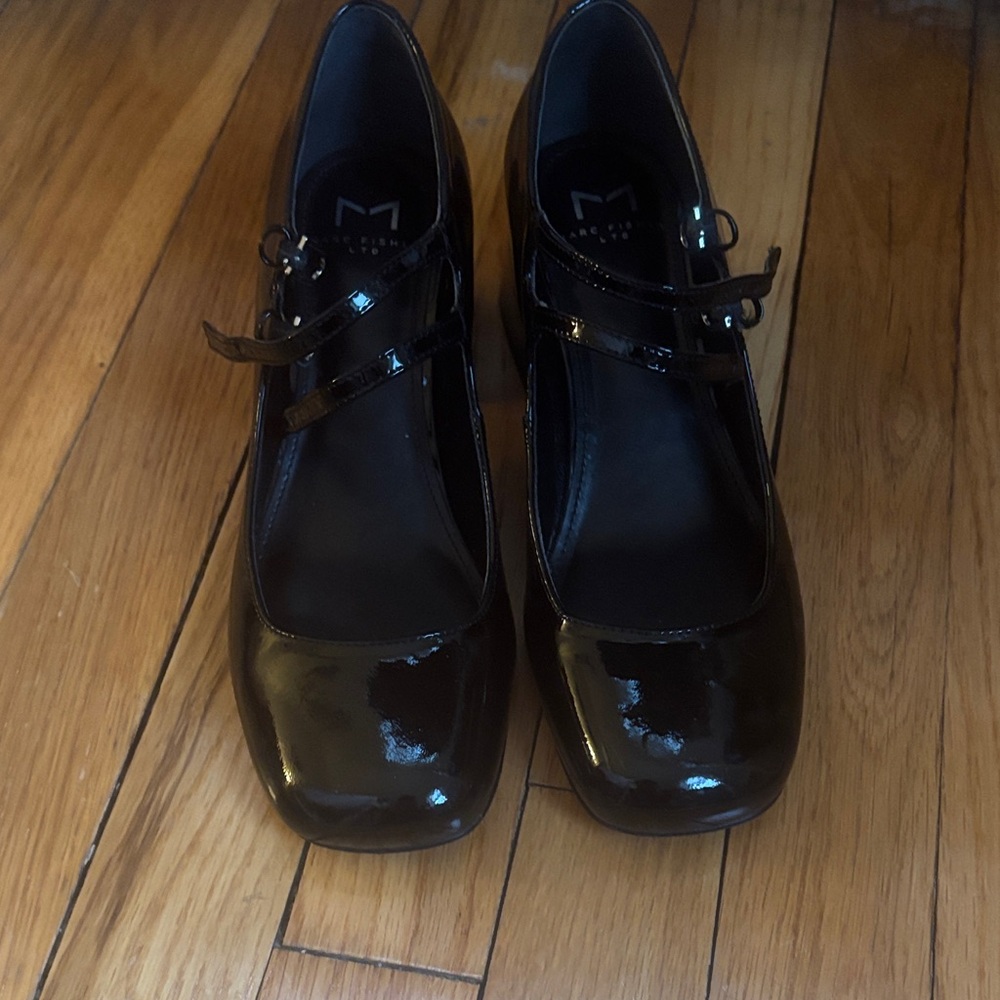 Black Marc Fisher Mary Jane heels